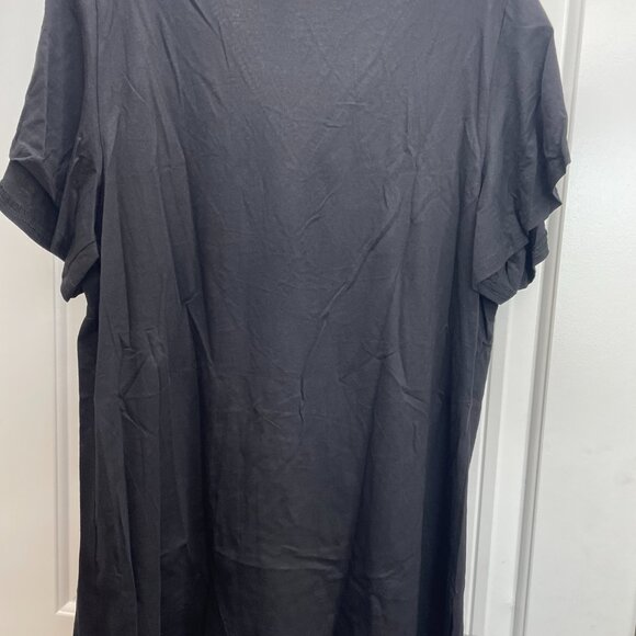 Bloomchic 1X Solid Crochet Lace Ruffle Tiered Sleeve V Neck T-shirt NWT - Picture 8 of 14